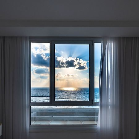 Sea View Apartment Suite Tel Aviv Exteriör bild